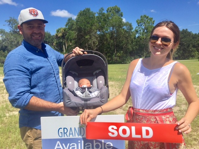 Grand Palm Couple Postpones Contract to Welcome Baby